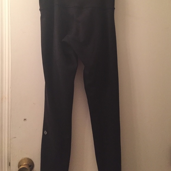 Reversible Lululemon wunder under - Picture 4 of 4